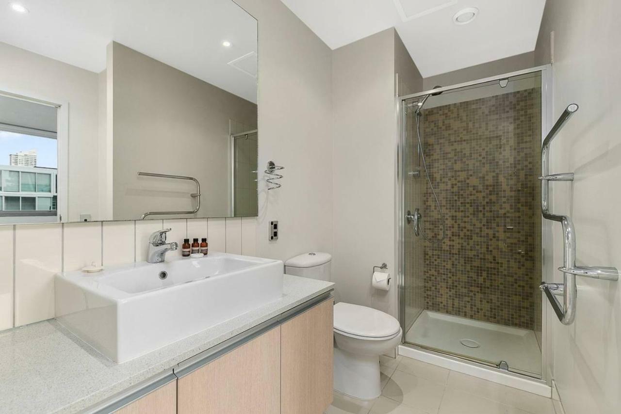 Two Bedroom Apartment - Pool, Gym & Free Parking! Окленд Экстерьер фото