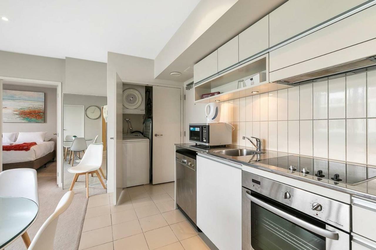 Two Bedroom Apartment - Pool, Gym & Free Parking! Окленд Экстерьер фото